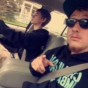 Meet your Posher, Ethan